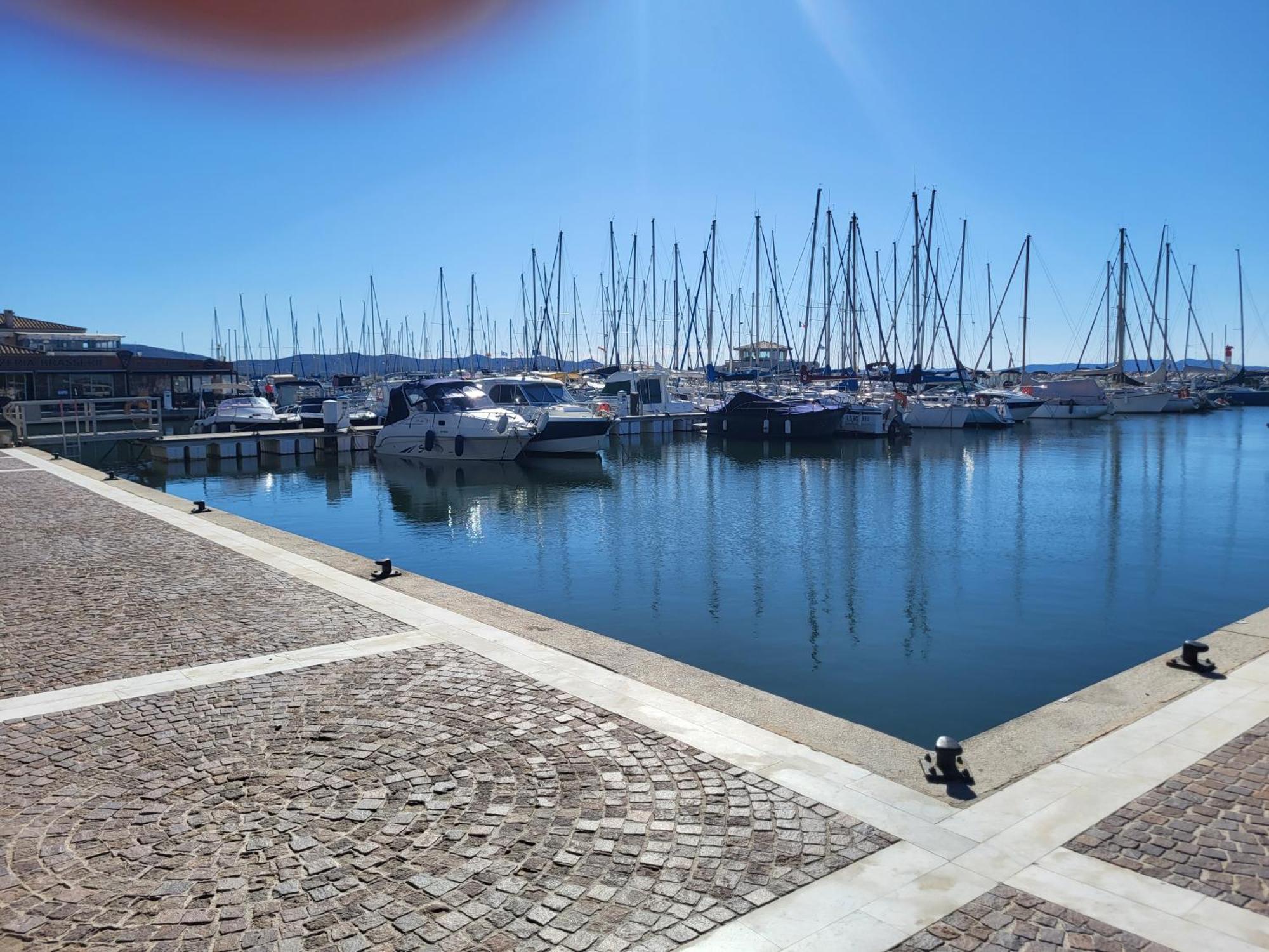 Mazet Climatise Rdj Plages Parking Wifi Gratuit La Londe-les-Maures Kültér fotó
